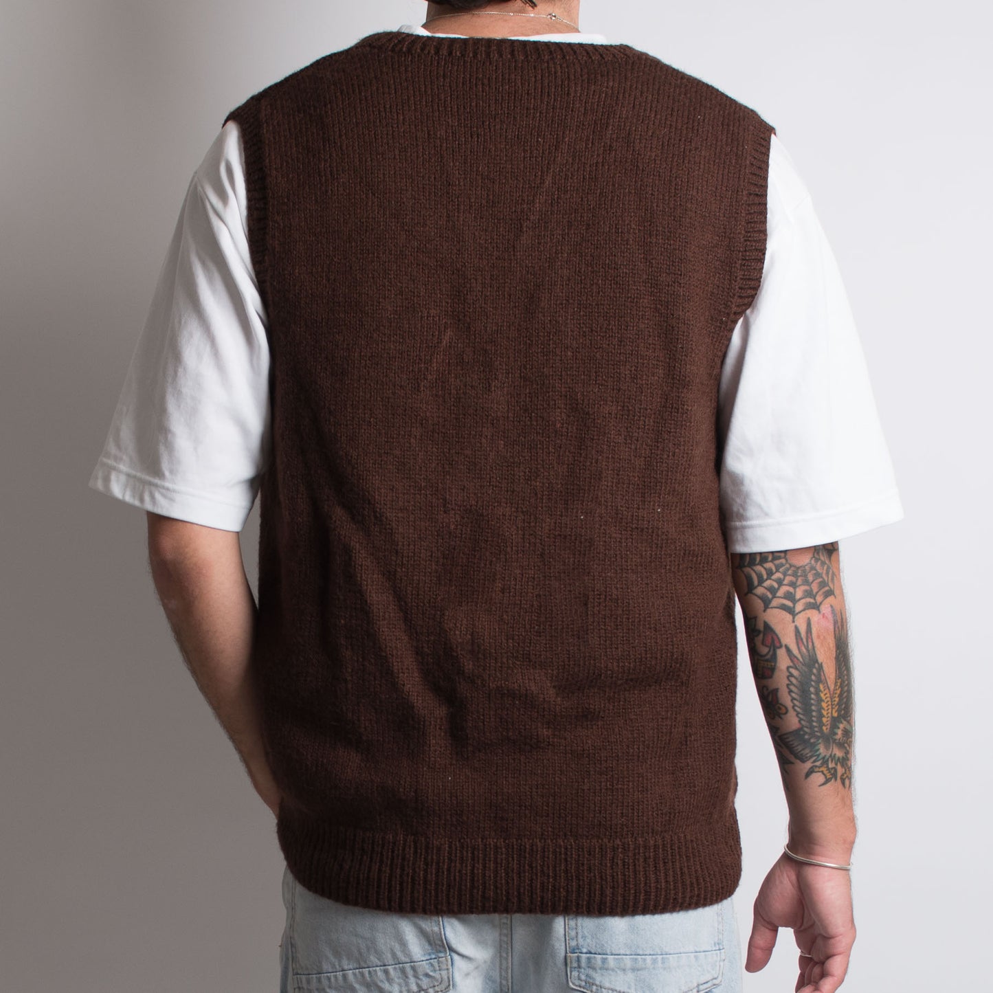 GILET EN TRICOT MARRON