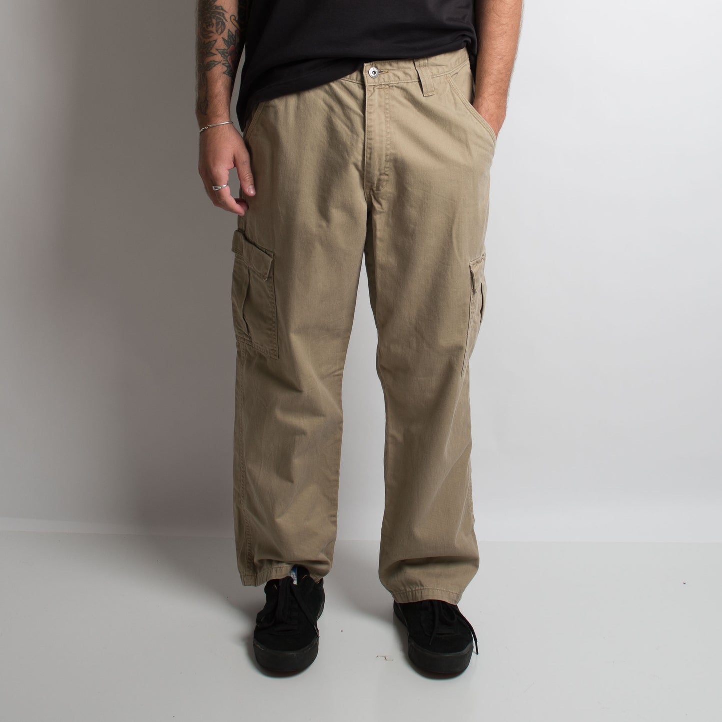 TAN CARGO TROUSERS